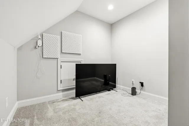 $759,900 | 8338 English Hill Lane, Knoxville, TN 37923