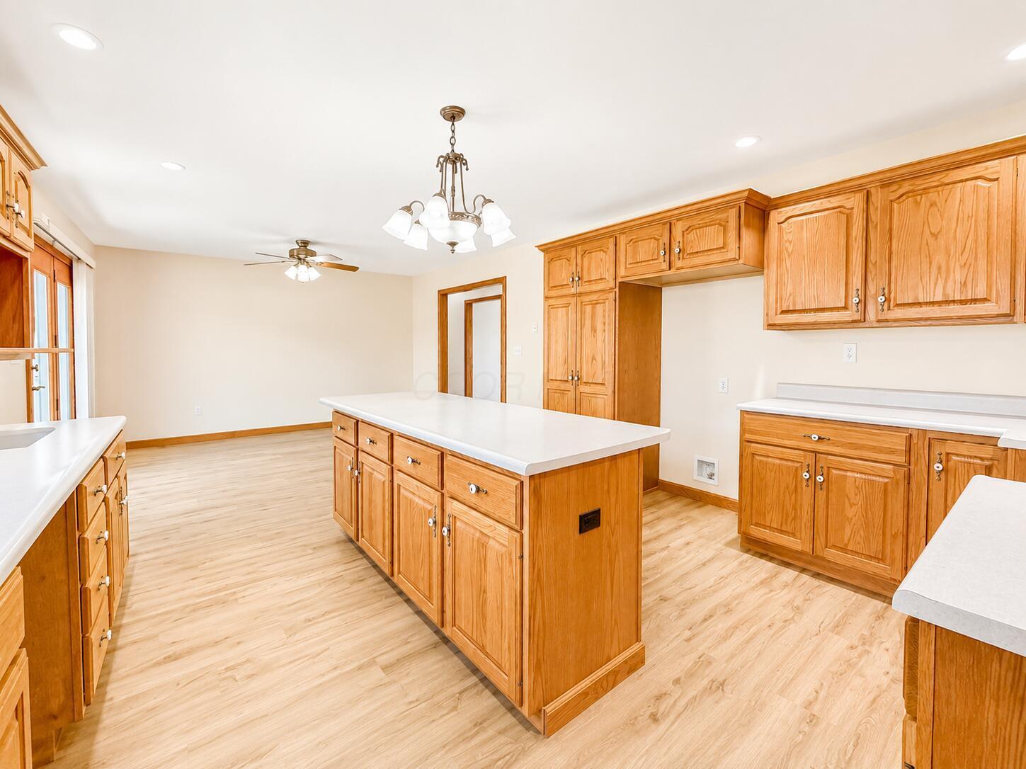 1451 Maple Grove 6