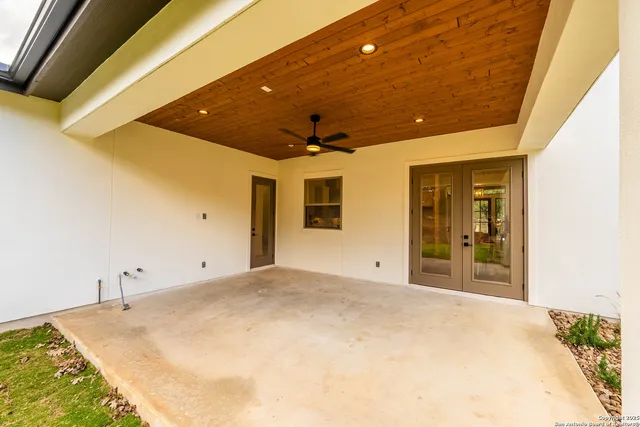 $1,187,044 | 24351 Tres Arroyos, San Antonio, TX 78255