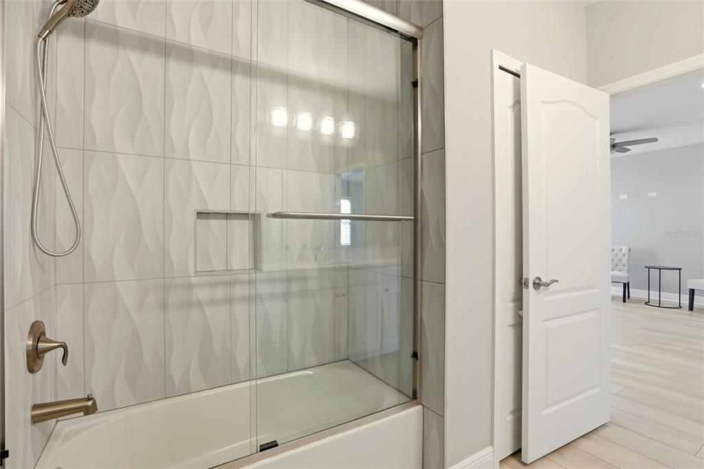 8142 Miramar Way Lakewood Ranch, FL 34202 - Photo 24 of 50 Gallery Image 24