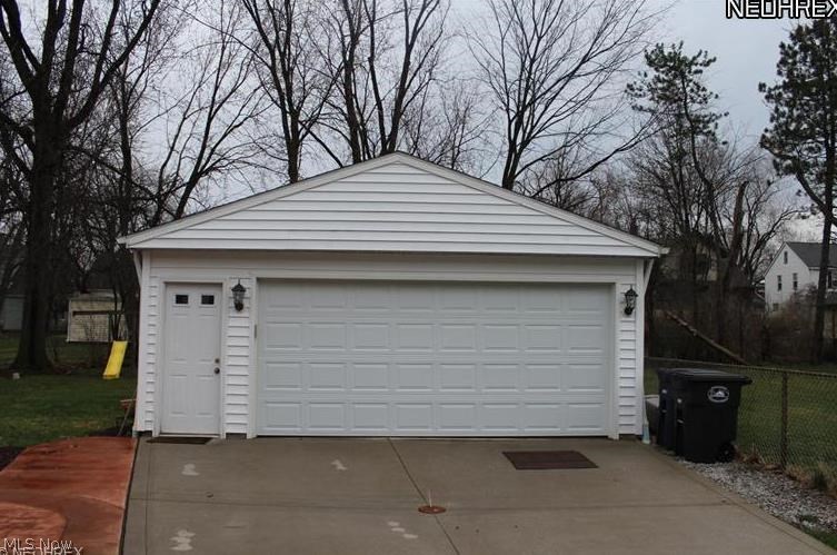 1391 Churchill Road Lyndhurst, OH 44124 - Photo 18 of 18