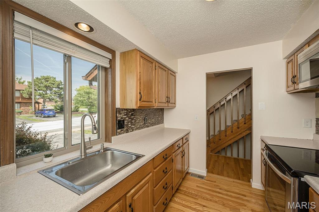 272 Cedar Grove Drive, Unit B St. Charles, MO 63304 - Photo 21 of 40