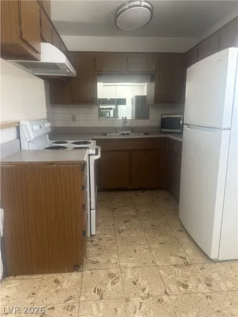 $1,000 | 1508 Cobb Lane, Unit 3, Las Vegas, NV 89101