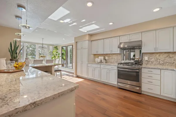 $2,098,000 | 105 Altura Vista, Los Gatos, CA 95032