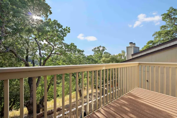 $2,098,000 | 105 Altura Vista, Los Gatos, CA 95032