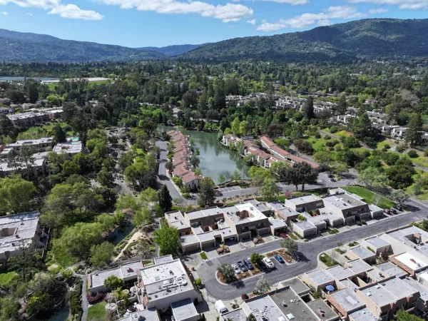 $2,098,000 | 105 Altura Vista, Los Gatos, CA 95032