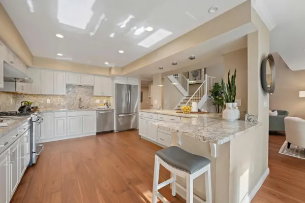 $2,098,000 | 105 Altura Vista, Los Gatos, CA 95032