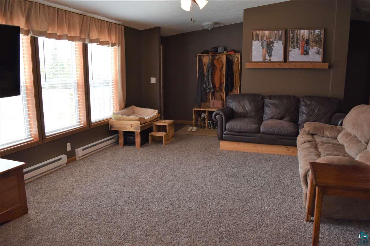 1102 Almac Drive Proctor, MN 55810 - Photo 6 of 22 Living Room