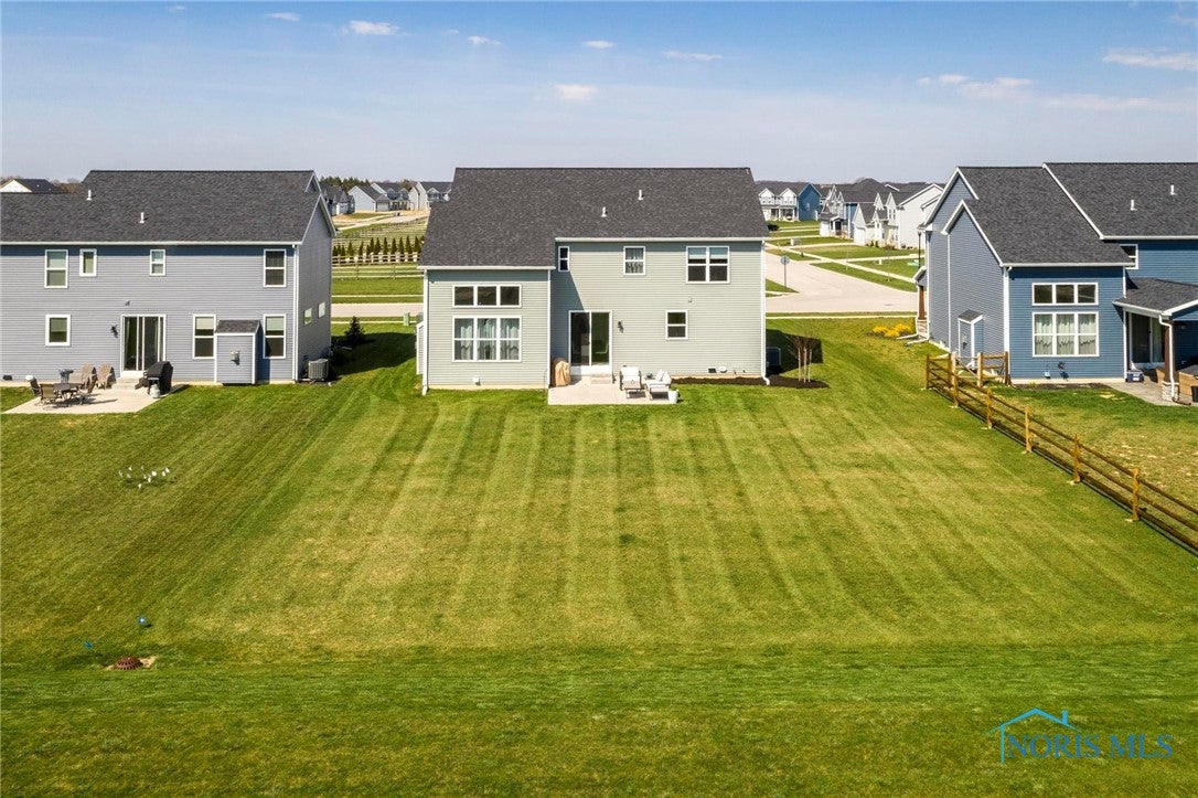 1007 Stoneleigh Road Perrysburg, OH 43551 - Photo 40 of 43 Gallery Image 40