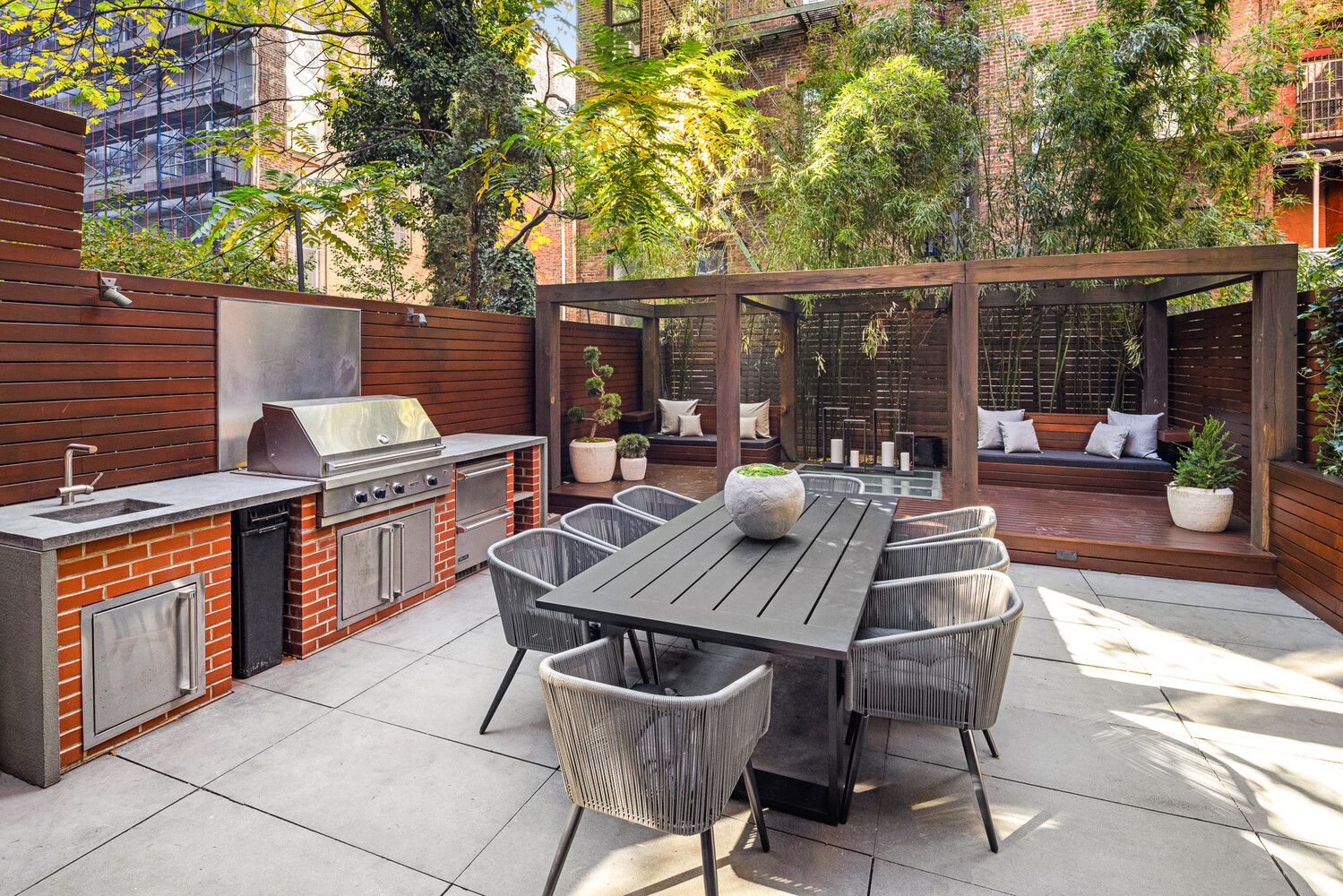 80 West Washington Place Manhattan, NY 10011 - Photo 6 of 33 a outdoor space with a couch and chairs