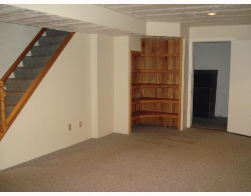3233 Ridgeway Road Greensburg, PA 15601 - Photo 6 of 8 Den/Family/Great Room.