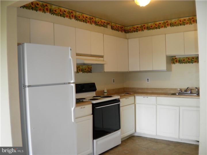 119 A Chaucer Road Mount Laurel, NJ 08054 - Photo 7 of 11