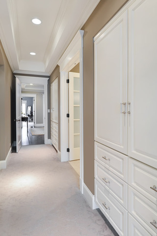 1111 West Wolfram Street Chicago, IL 60657 - Photo 14 of 25 a view of a hallway with closet and livingroom view