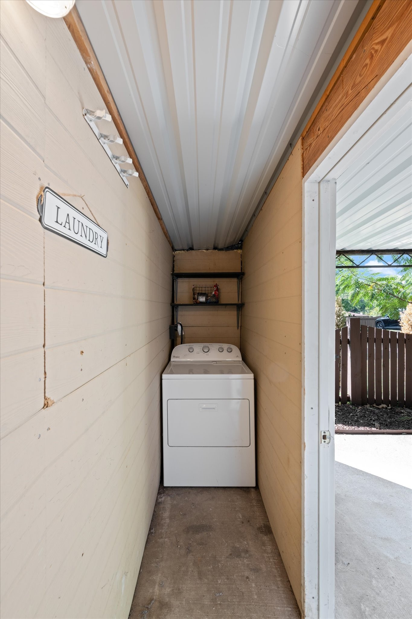 708 Oneida Avenue Nashville, TN 37207 - Photo 12 of 20 a utility room with dryer and washer