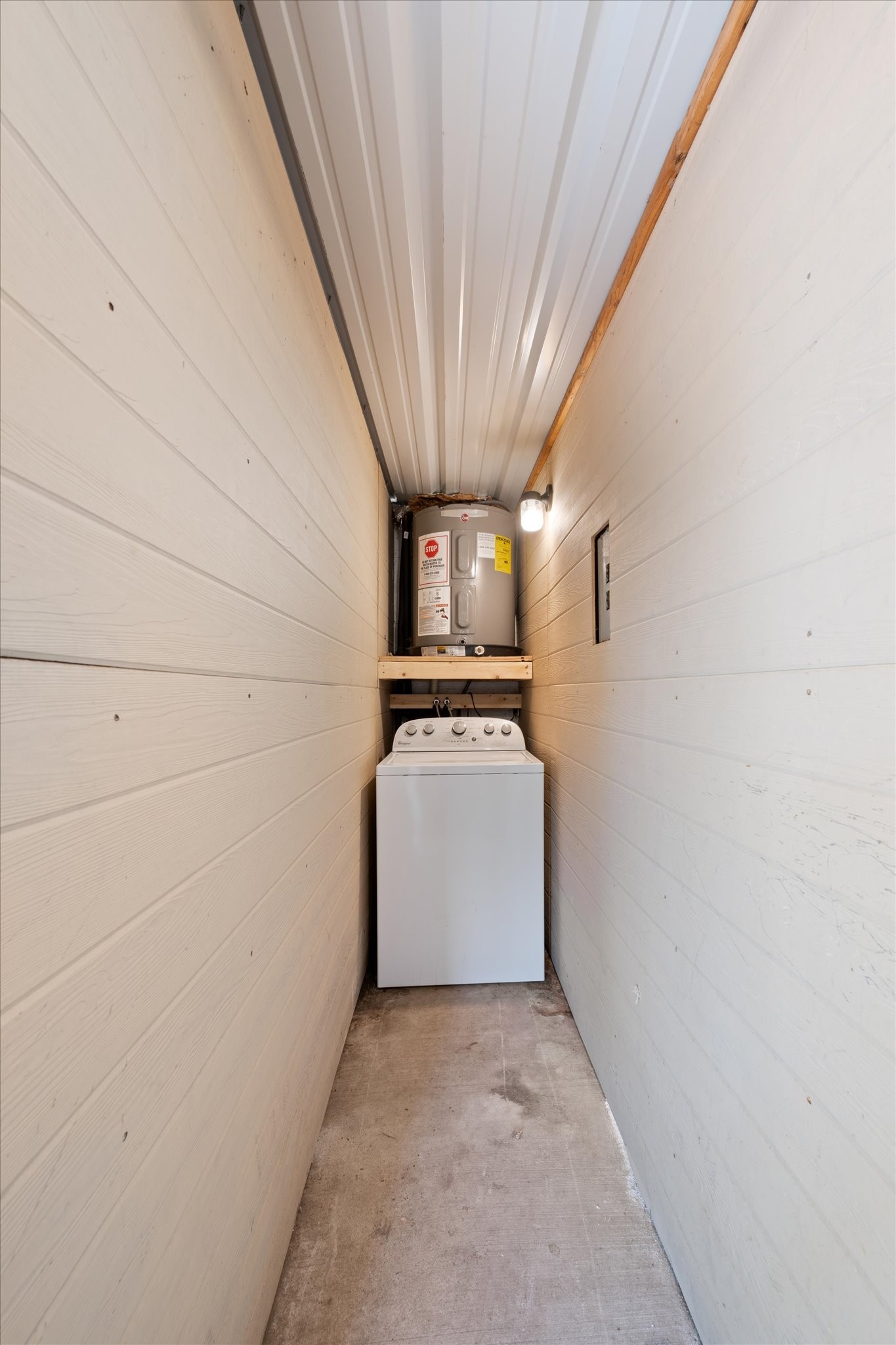 708 Oneida Avenue Nashville, TN 37207 - Photo 13 of 20 a view of washer and dryer