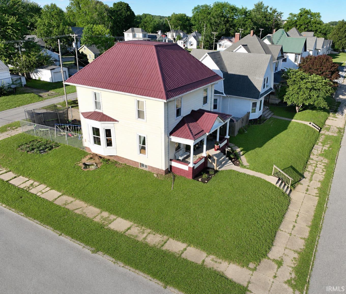 712 West Main Street Washington, IN 47501 - Photo 29 of 31