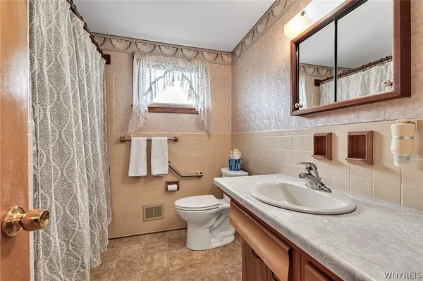 $268,000 | 128 Banko Drive, Cheektowaga, NY 14043