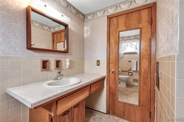 $268,000 | 128 Banko Drive, Cheektowaga, NY 14043