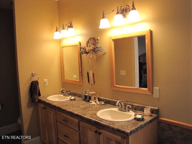 734 Ridgetop Drive Jamestown, TN 38556 - Photo 12 of 32 IMG_0888