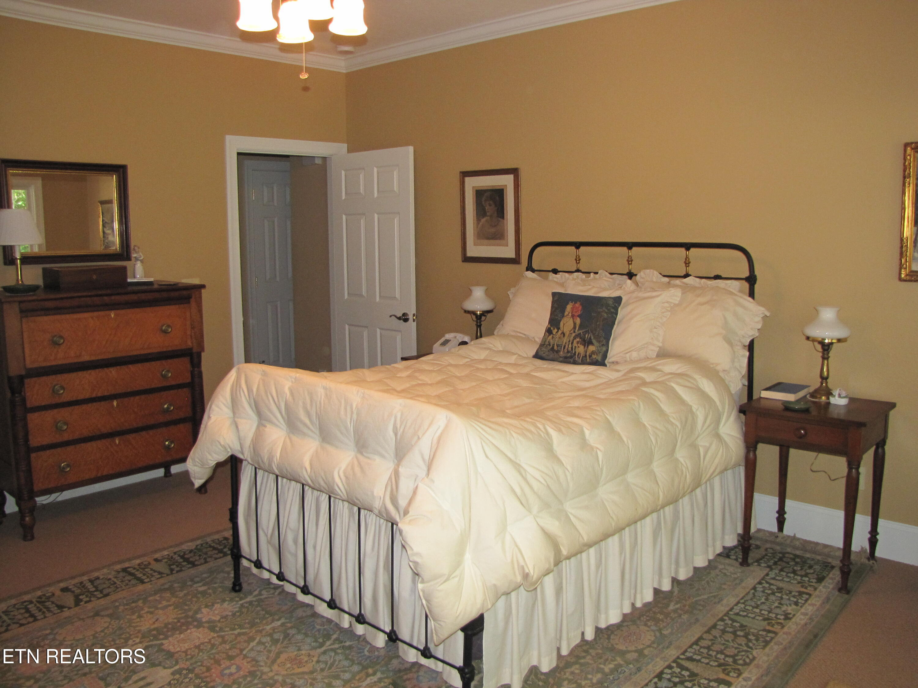 734 Ridgetop Drive Jamestown, TN 38556 - Photo 10 of 32 IMG_1146 (1)