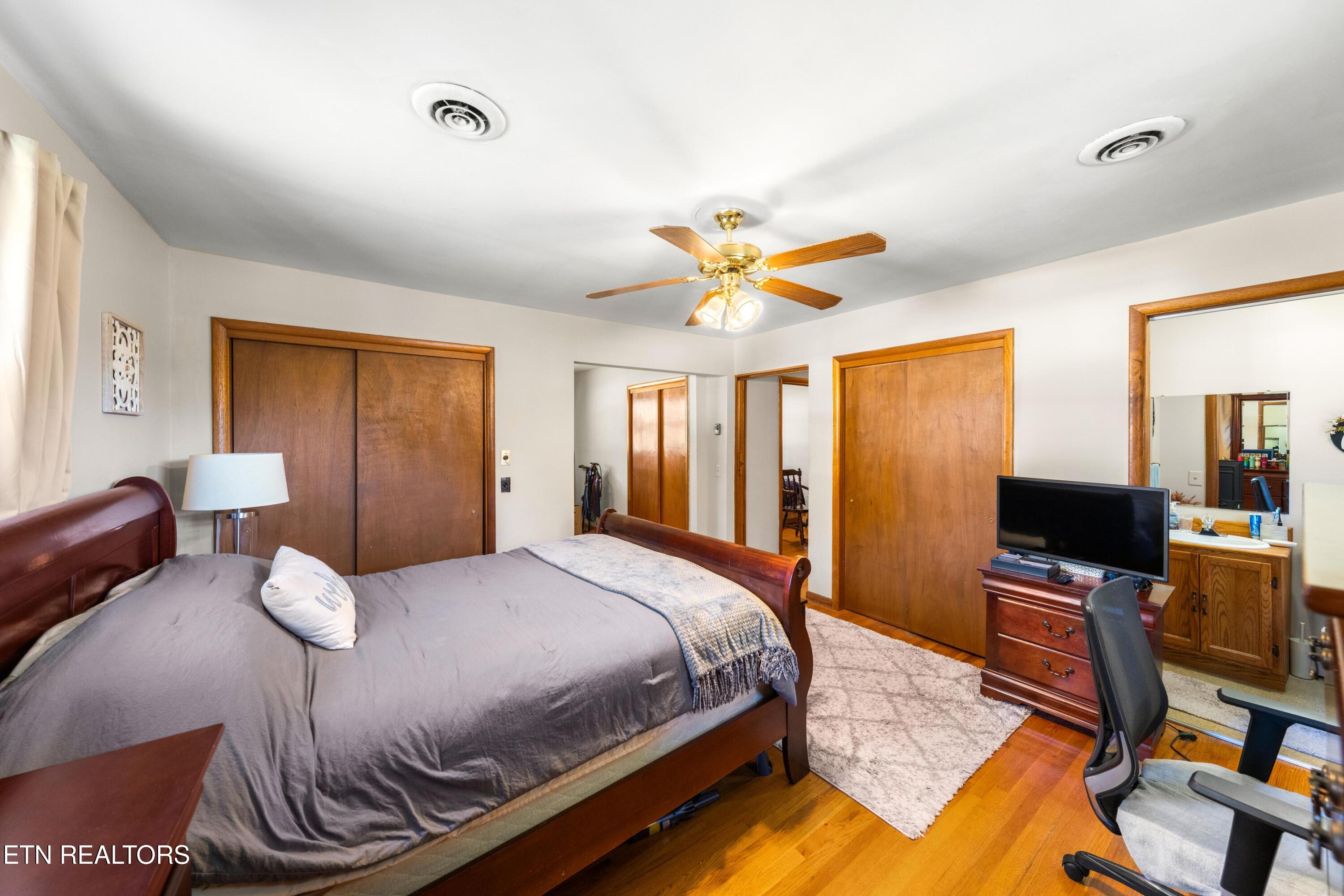 2301 Pulaski Road Knoxville, TN 37914 - Photo 9 of 22 Master