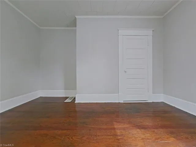 $1,000 | 1006 Holton Place, Unit A, High Point, NC 27262