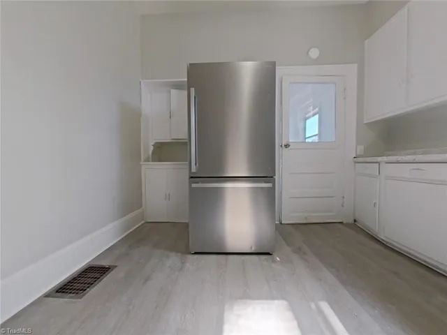 $1,000 | 1006 Holton Place, Unit A, High Point, NC 27262