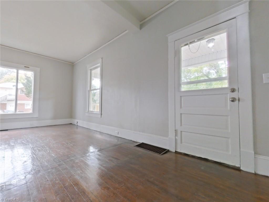 1006 Holton Place, Unit A High Point, NC 27262 - Photo 7 of 15