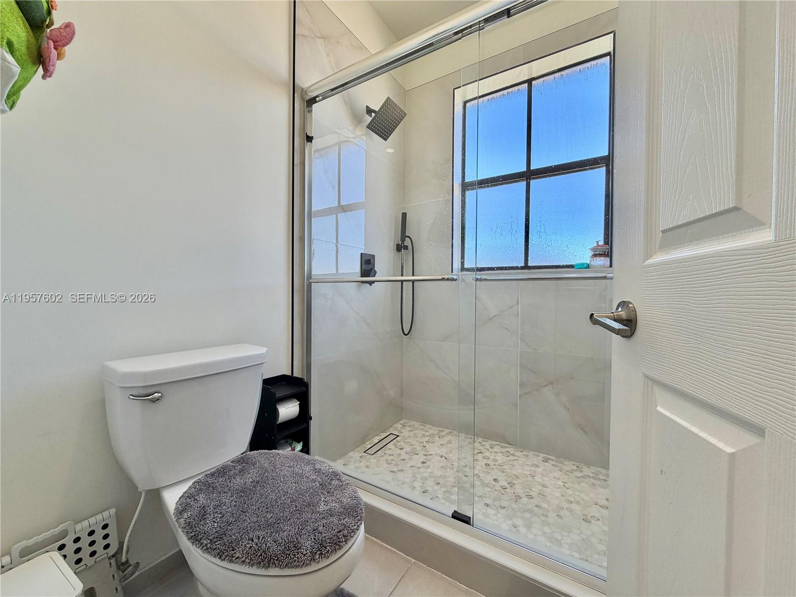 11032 West 33rd Way Hialeah, FL 33018 - Photo 23 of 40