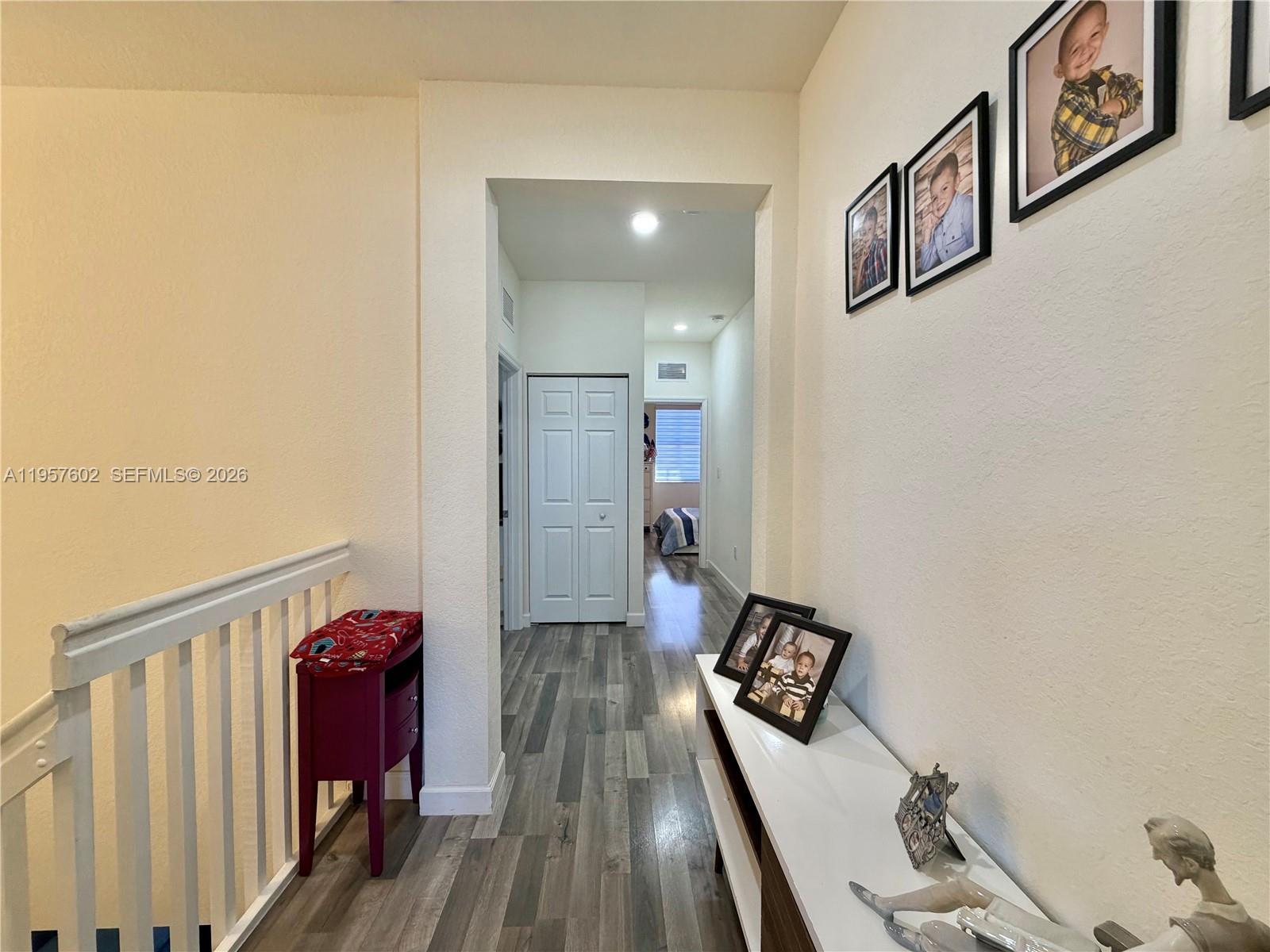 11032 West 33rd Way Hialeah, FL 33018 - Photo 24 of 40