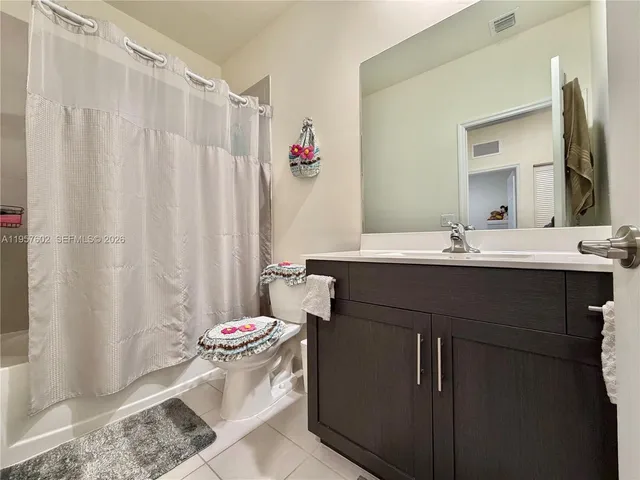 $550,000 | 11032 West 33rd Way, Hialeah, FL 33018