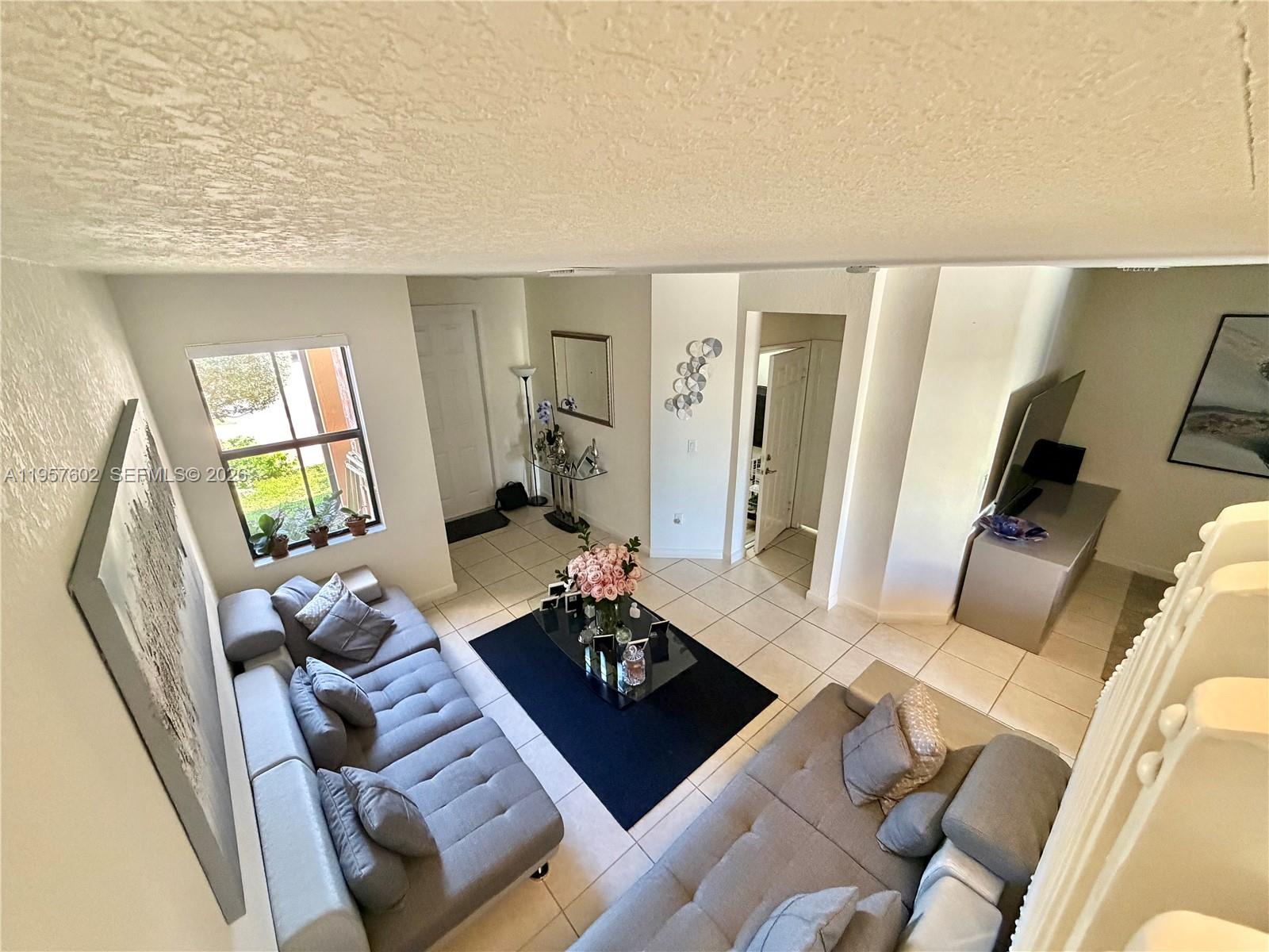 11032 West 33rd Way Hialeah, FL 33018 - Photo 30 of 40