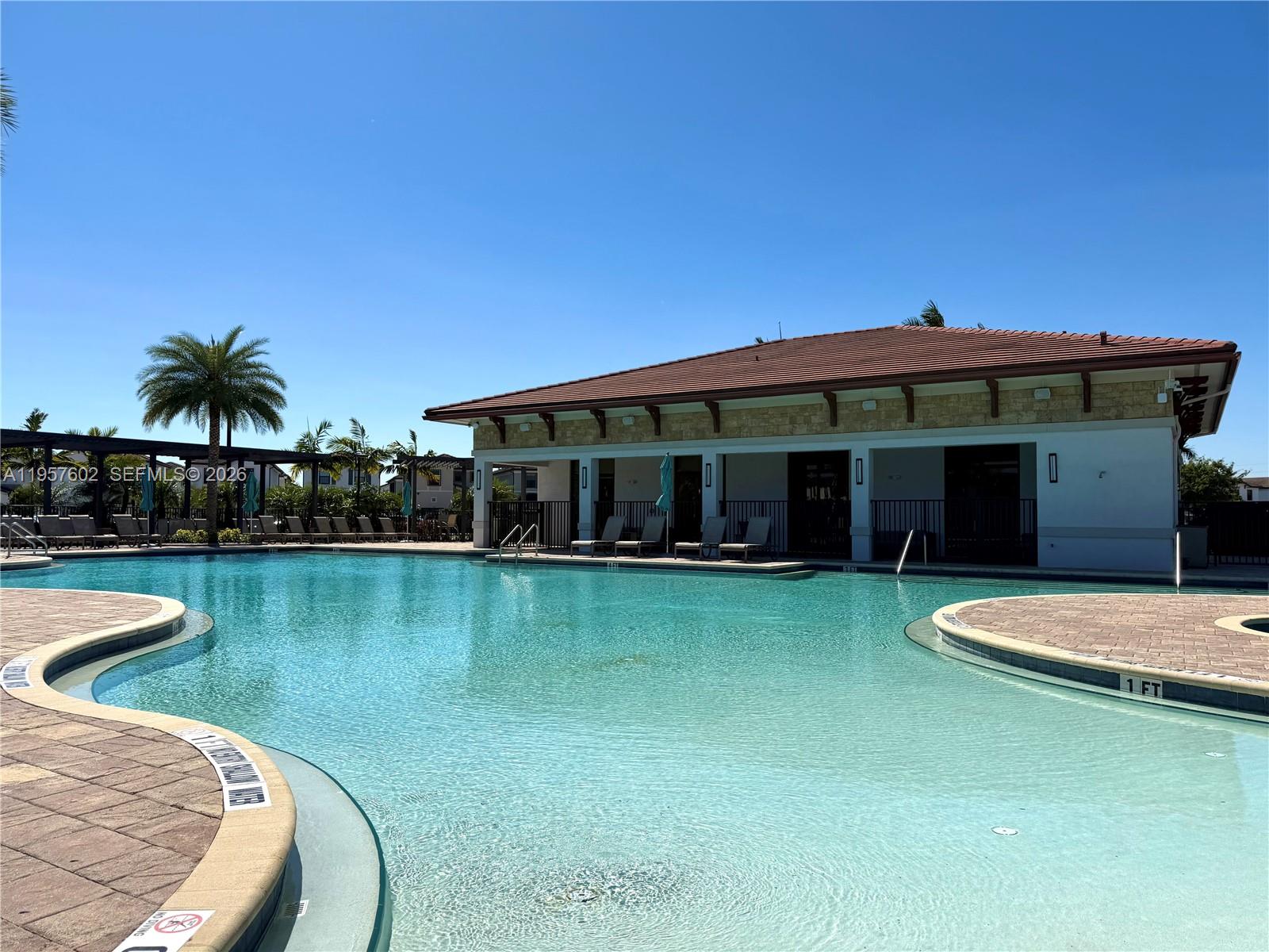 11032 West 33rd Way Hialeah, FL 33018 - Photo 37 of 40