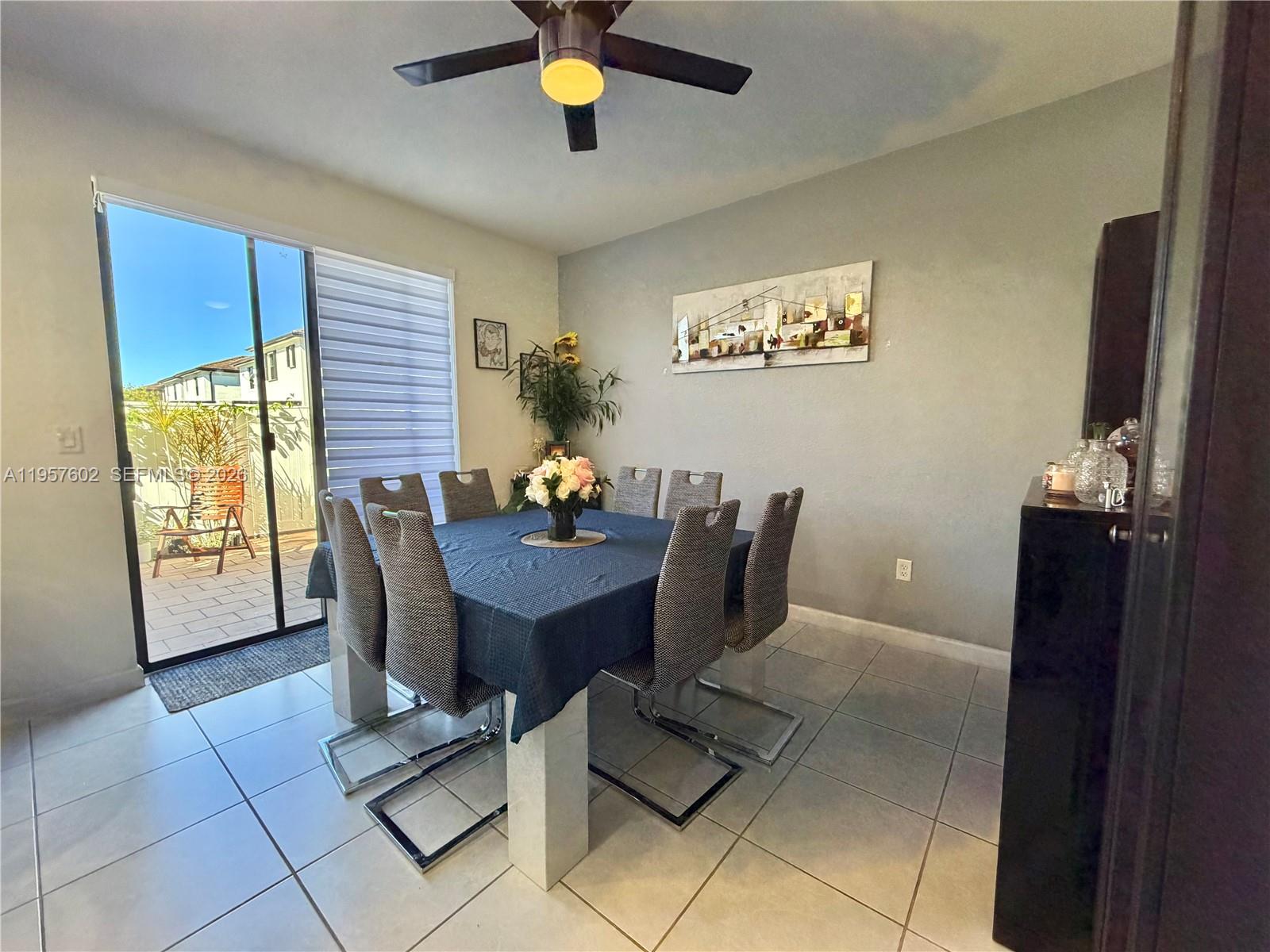 11032 West 33rd Way Hialeah, FL 33018 - Photo 8 of 40