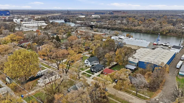 $285,000 | 312 East 136th Street, Chicago, IL 60827