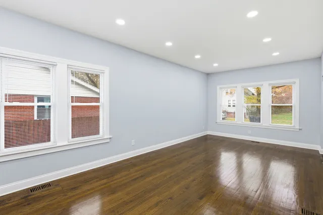 $285,000 | 312 East 136th Street, Chicago, IL 60827