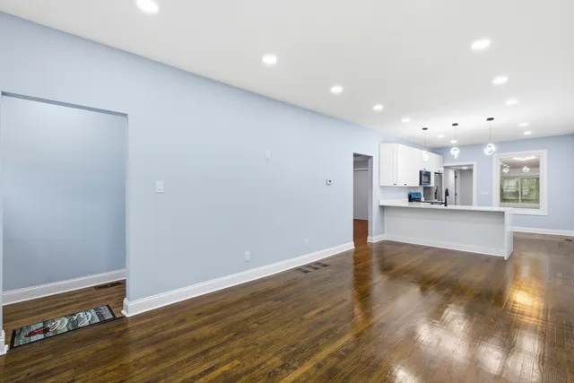 $285,000 | 312 East 136th Street, Chicago, IL 60827