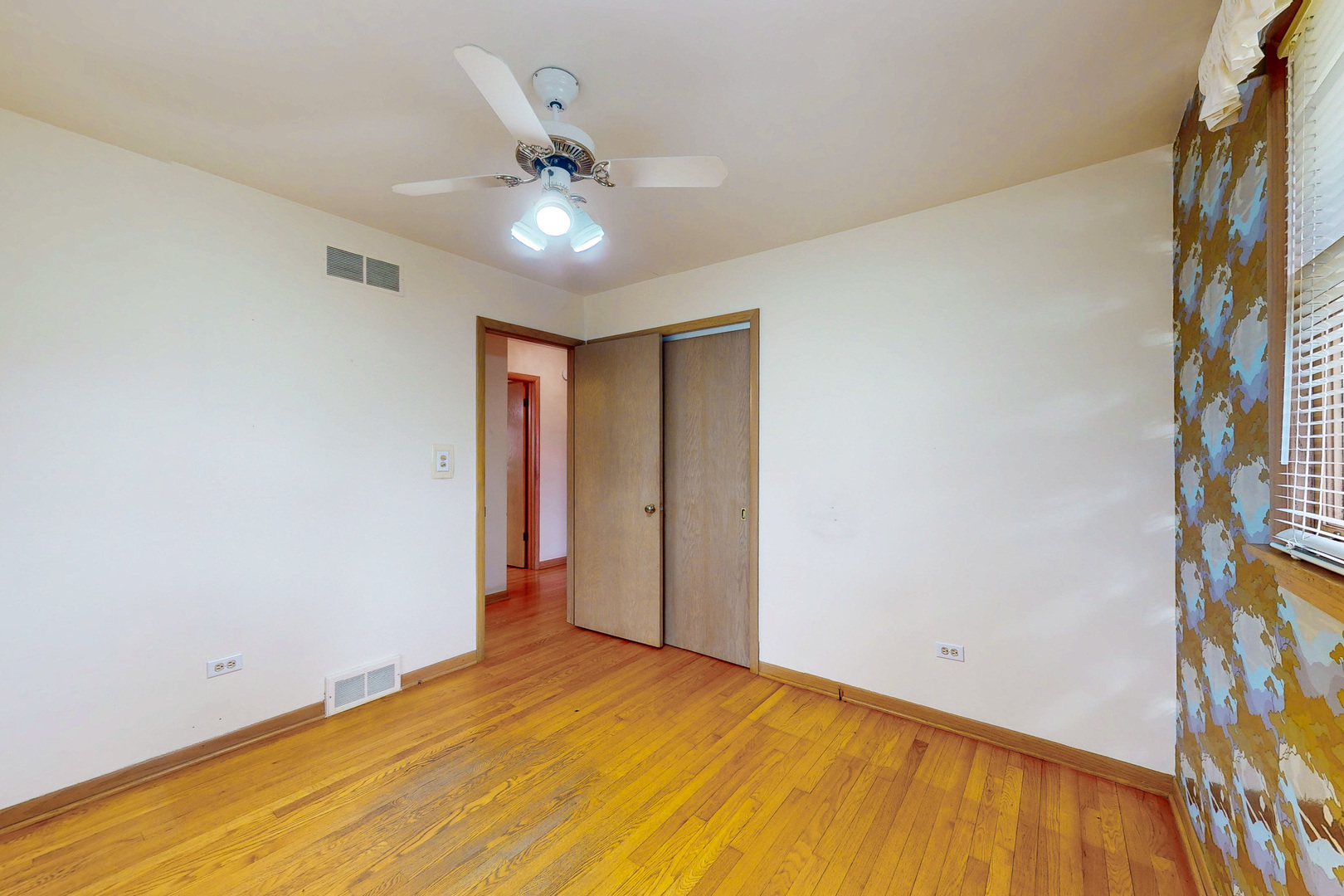 4-n163 5th Avenue Addison, IL 60101 - Photo 17 of 24