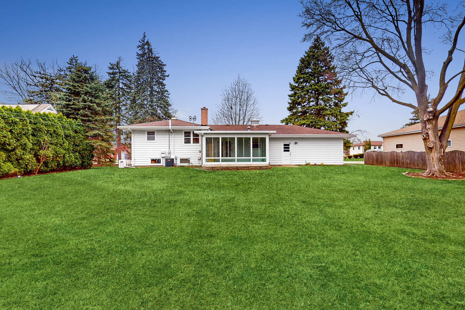 4-n163 5th Avenue Addison, IL 60101 - Photo 2 of 24
