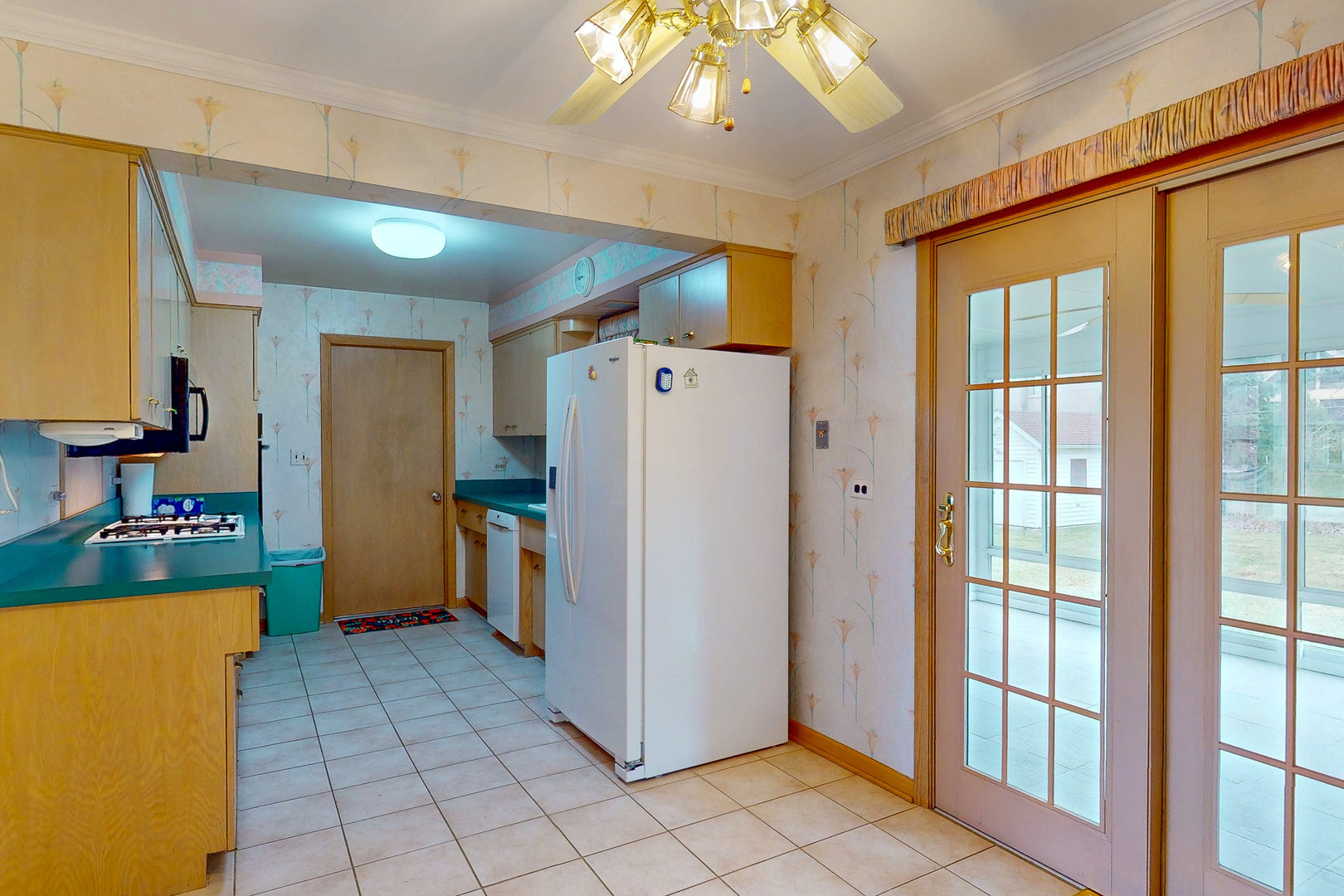 4-n163 5th Avenue Addison, IL 60101 - Photo 4 of 24