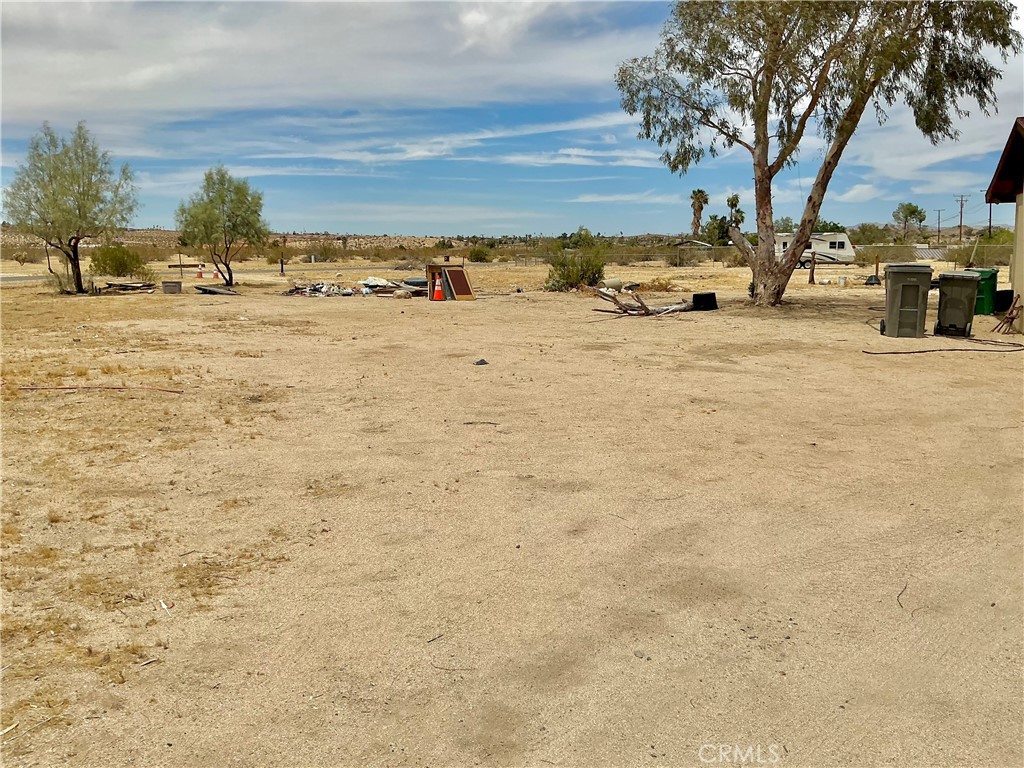 72116 Sullivan Road Twentynine Palms, CA 92277 - Photo 21 of 23