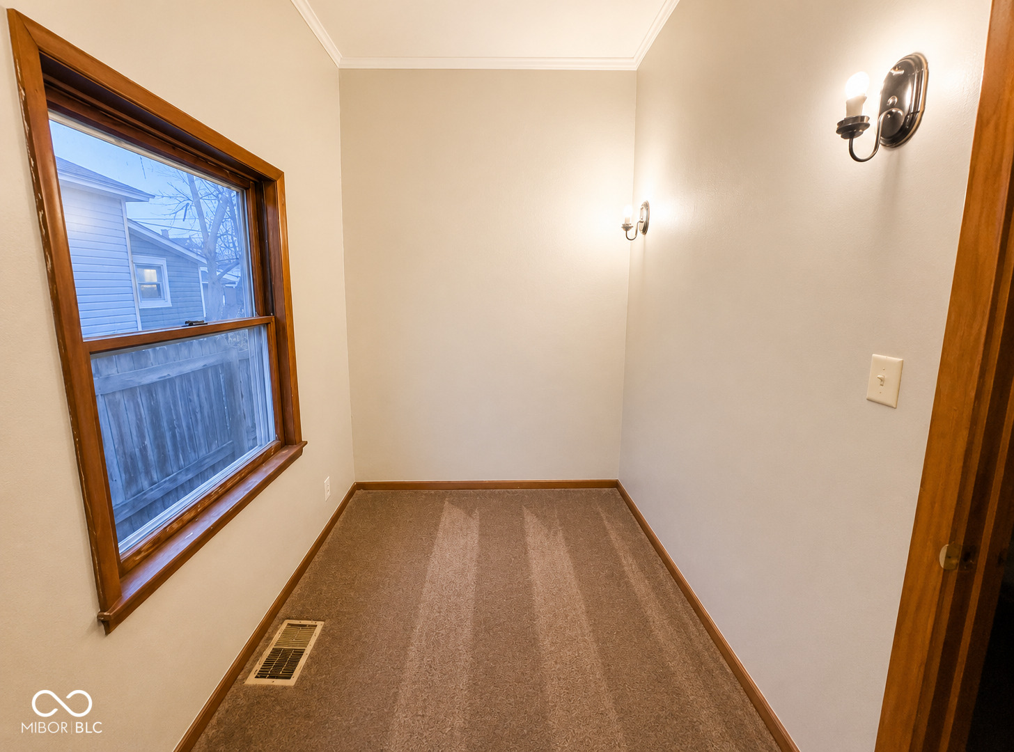 718 Main Street Elwood, IN 46036 - Photo 19 of 24