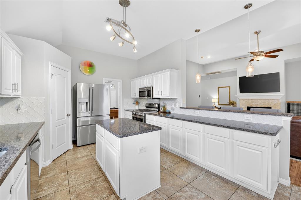 2712 Loon Lake Road Denton, TX 76210 - Photo 16 of 40 Open to Living Spaces