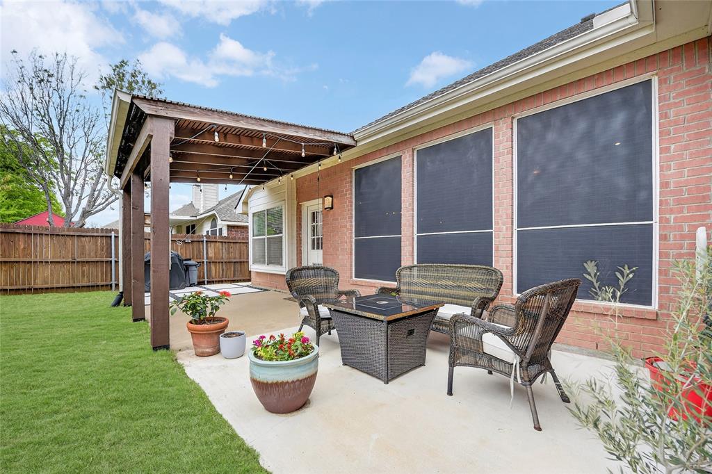 2712 Loon Lake Road Denton, TX 76210 - Photo 39 of 40 Extended without cover and solar screens for LR