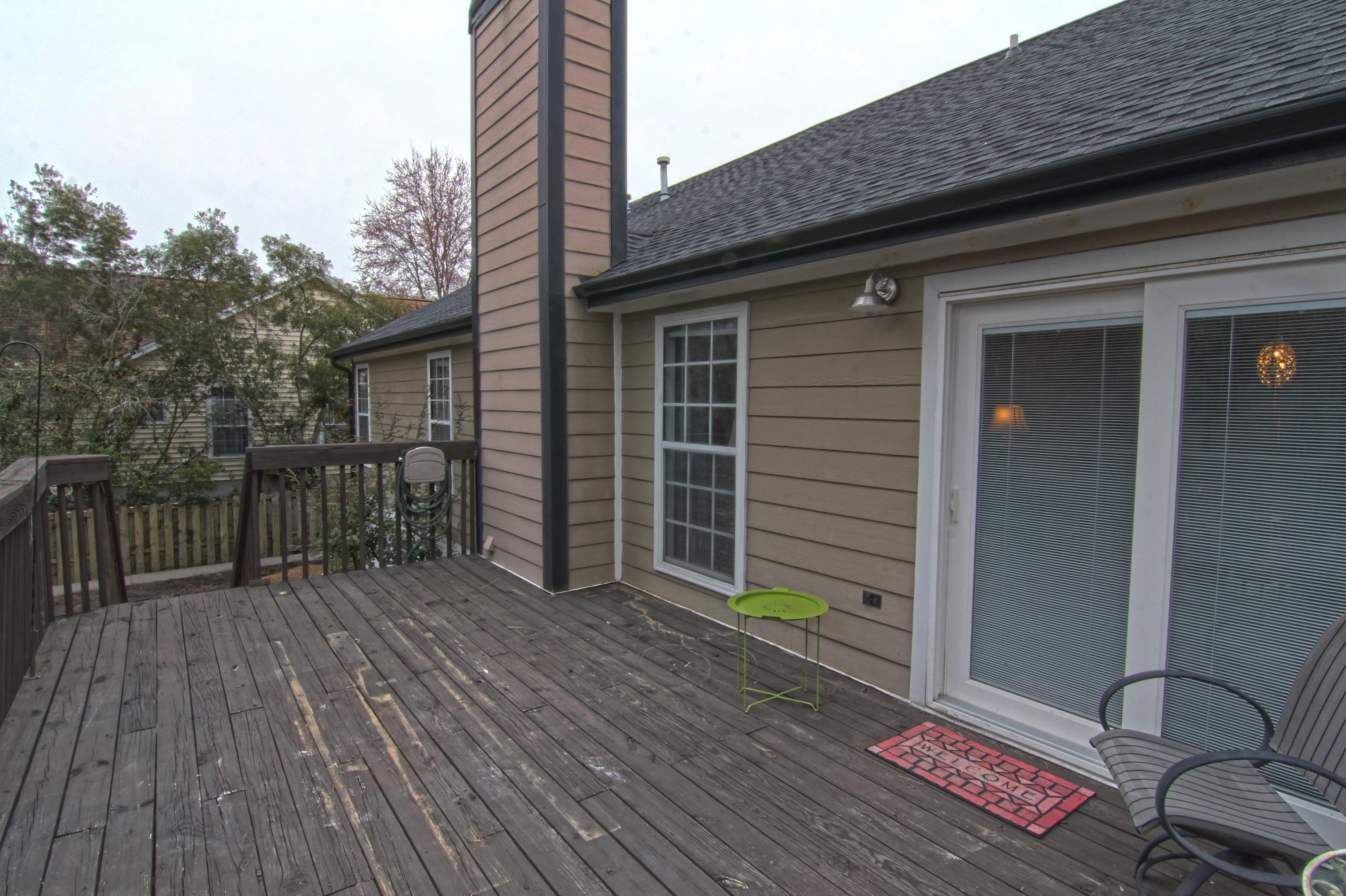 2235 Mariners Charleston, SC 29414 - Photo 17 of 20 backdeck2