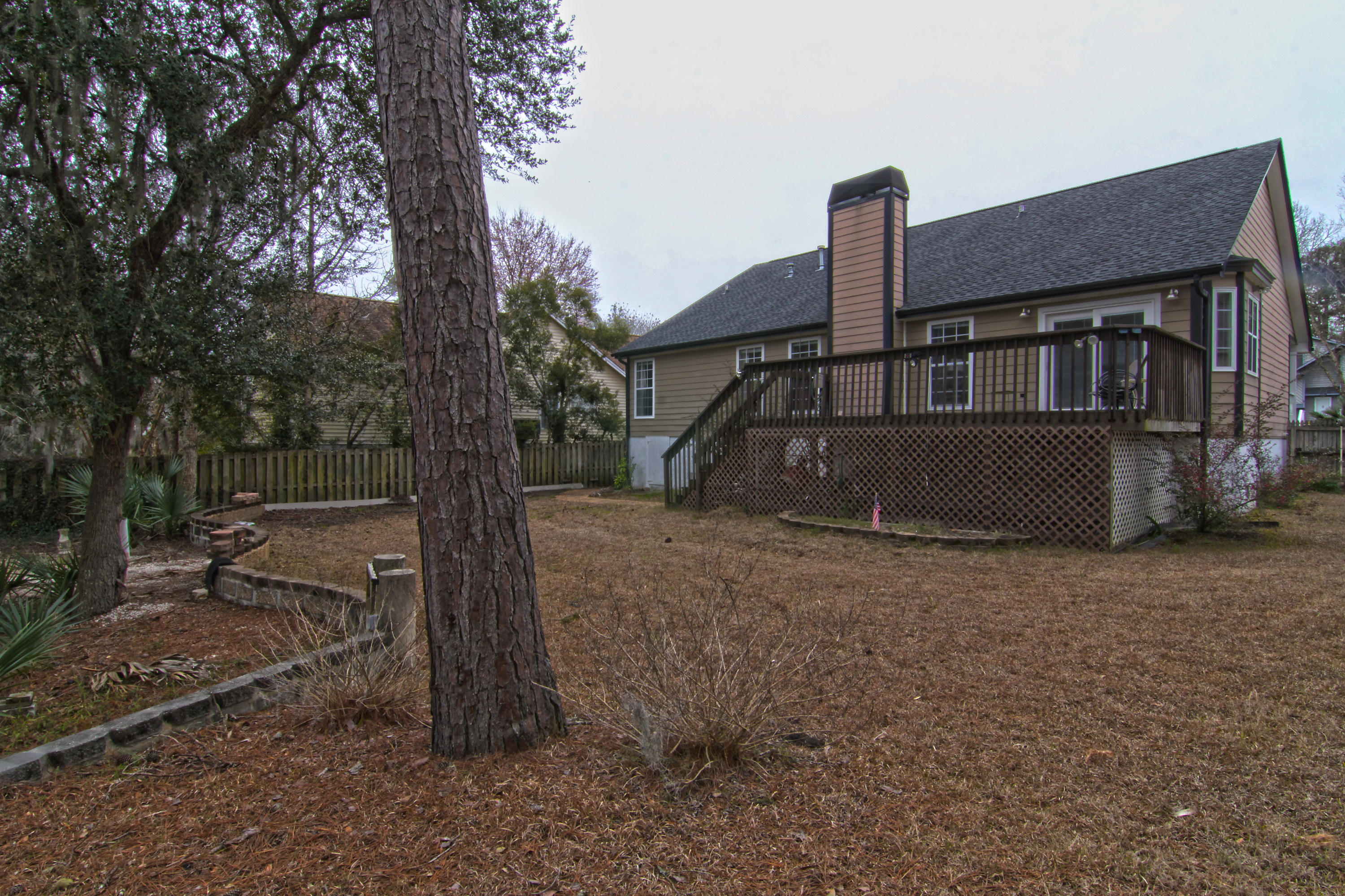2235 Mariners Charleston, SC 29414 - Photo 19 of 20 backofhome