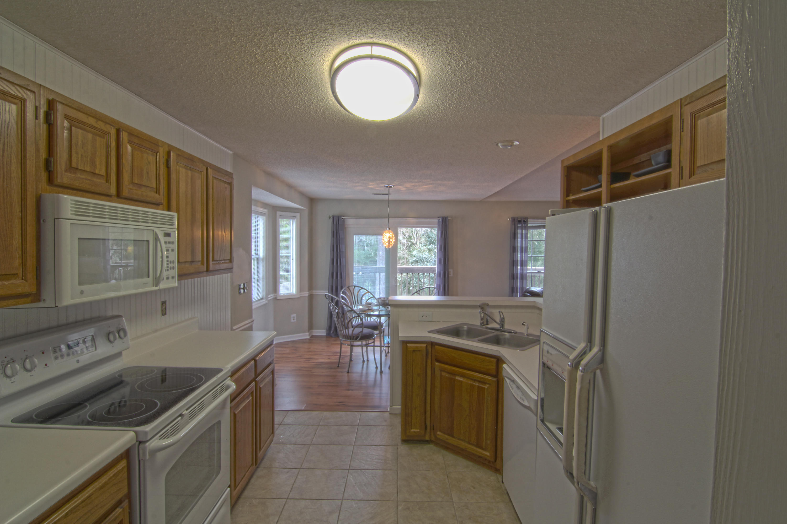 2235 Mariners Charleston, SC 29414 - Photo 7 of 20 Kitchen2