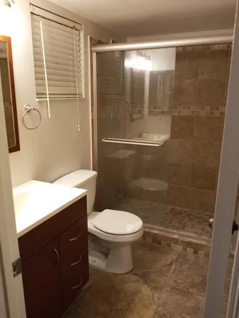 $2,000 | 512 Gardens Drive, Unit 103, Pompano Beach, FL 33069
