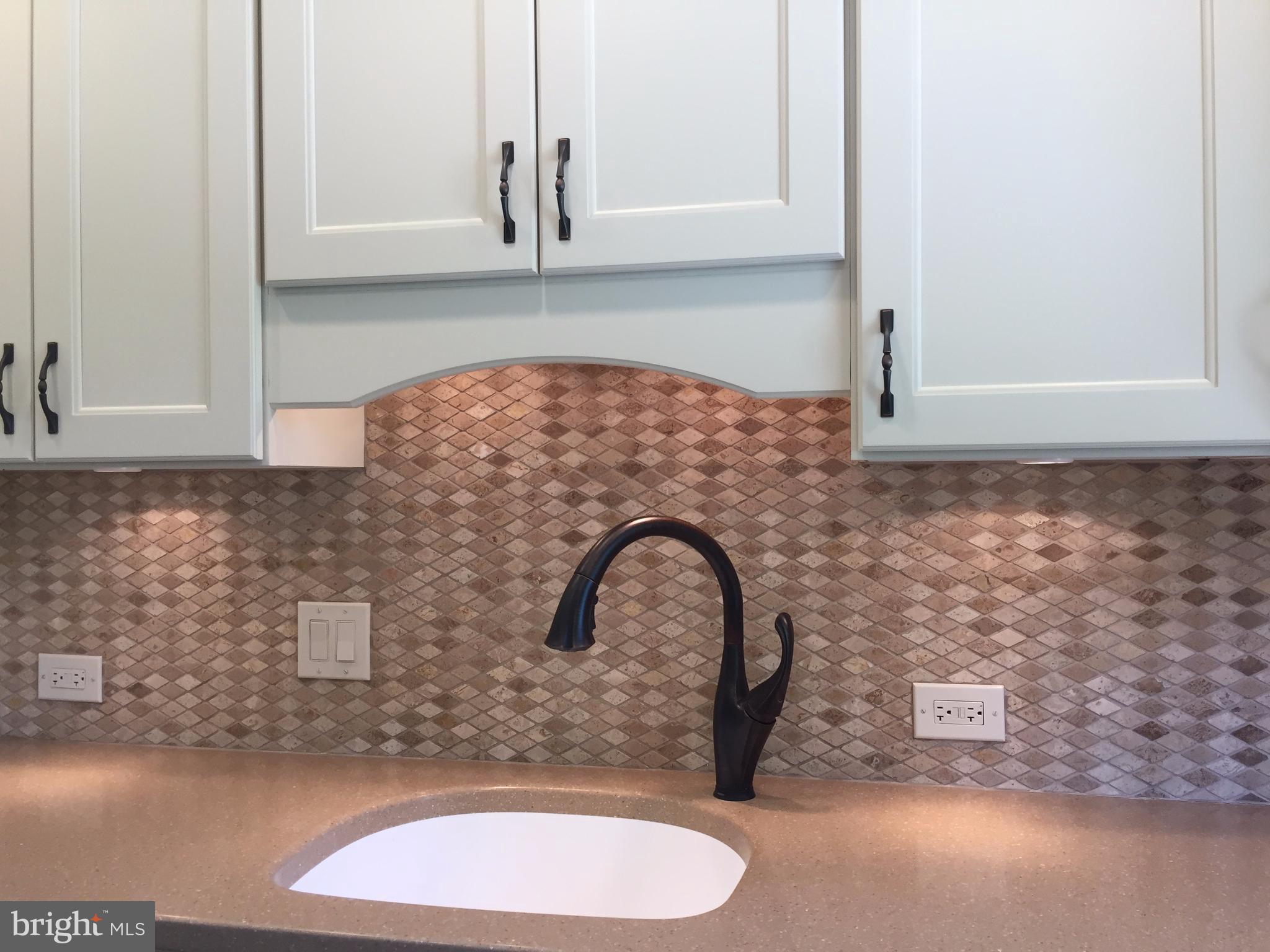 14928 Hydrus Road Silver Spring, MD 20906 - Photo 11 of 24 Kitchen tile backsplash