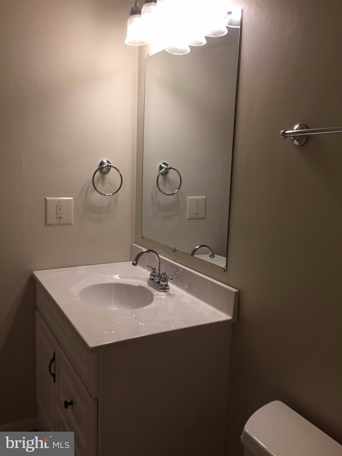 14928 Hydrus Road Silver Spring, MD 20906 - Photo 20 of 24 Bath (Master)